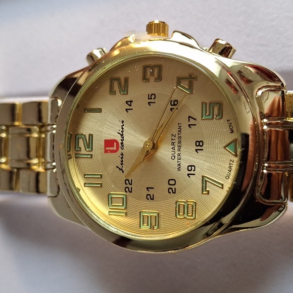 Luis Cardini NWT watches his & hers, water resistant, stainless steel (W039)
